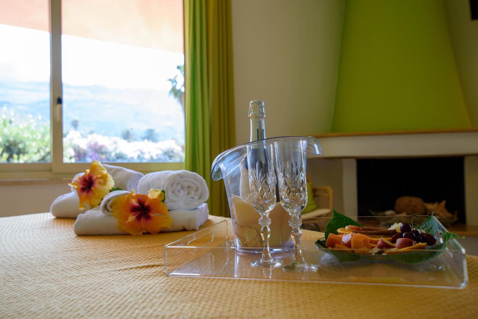 Megna - Paradise Bed & Breakfast *
